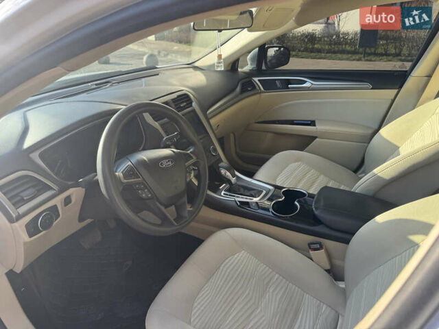 Білий Форд Фьюжен, об'ємом двигуна 2.49 л та пробігом 199 тис. км за 8900 $, фото 8 на Automoto.ua