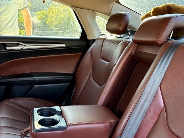 Форд Фьюжн 2015 в Полтаве на Automoto.ua Белый Форд Фьюжн, объемом двигателя 1.5 л и пробегом 143 тыс. км за 9500 $, фото 3 на Automoto.ua