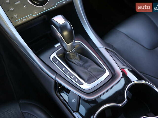 Белый Форд Фьюжн, объемом двигателя 2 л и пробегом 157 тыс. км за 11300 $, фото 21 на Automoto.ua