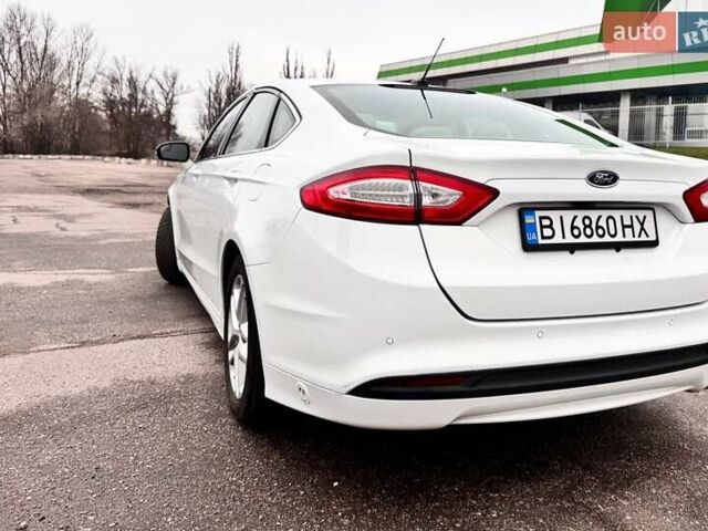 Білий Форд Фьюжен, об'ємом двигуна 2.5 л та пробігом 230 тис. км за 8000 $, фото 6 на Automoto.ua