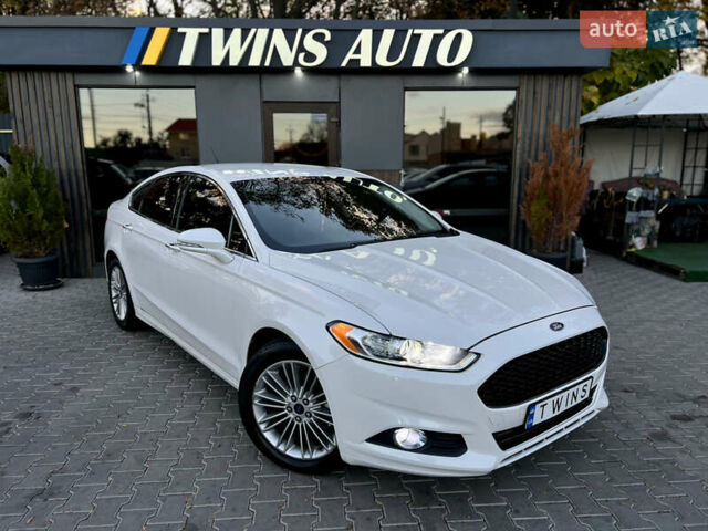 Форд Фьюжен 2015 у Одесі на Automoto.ua Білий Форд Фьюжен, об'ємом двигуна 2 л та пробігом 148 тис. км за 10900 $, фото 14 на Automoto.ua