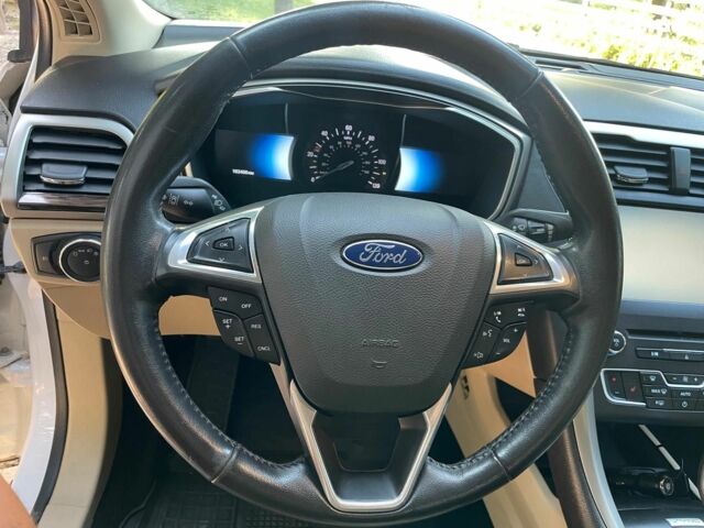 Белый Форд Фьюжн, объемом двигателя 2 л и пробегом 163 тыс. км за 12790 $, фото 26 на Automoto.ua