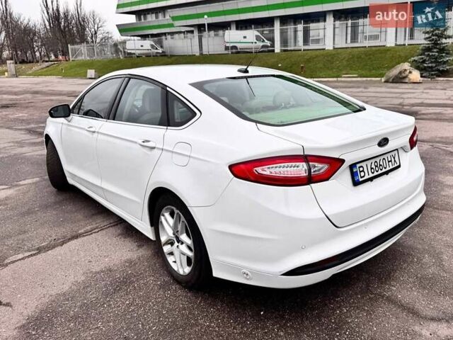 Білий Форд Фьюжен, об'ємом двигуна 2.5 л та пробігом 230 тис. км за 8000 $, фото 8 на Automoto.ua