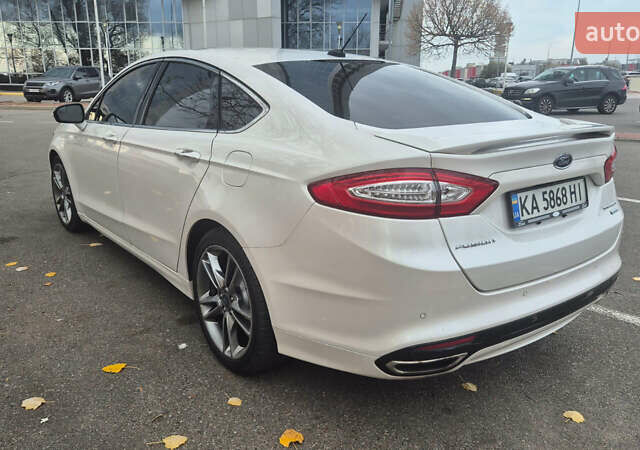 Белый Форд Фьюжн, объемом двигателя 2 л и пробегом 158 тыс. км за 11750 $, фото 4 на Automoto.ua