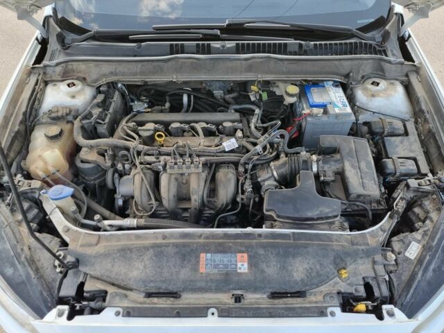 Білий Форд Фьюжен, об'ємом двигуна 2.5 л та пробігом 223 тис. км за 8500 $, фото 17 на Automoto.ua