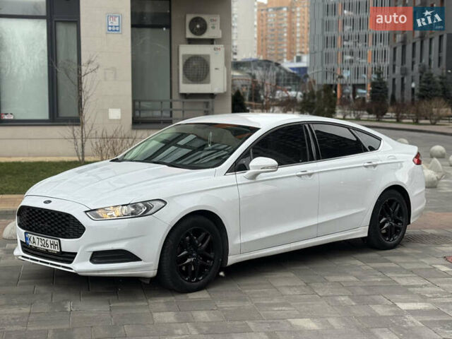 Білий Форд Фьюжен, об'ємом двигуна 2.49 л та пробігом 199 тис. км за 8900 $, фото 5 на Automoto.ua