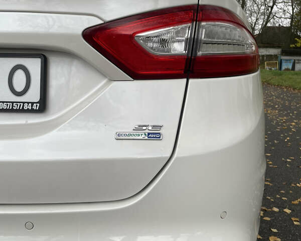 Белый Форд Фьюжн, объемом двигателя 2 л и пробегом 160 тыс. км за 10800 $, фото 6 на Automoto.ua