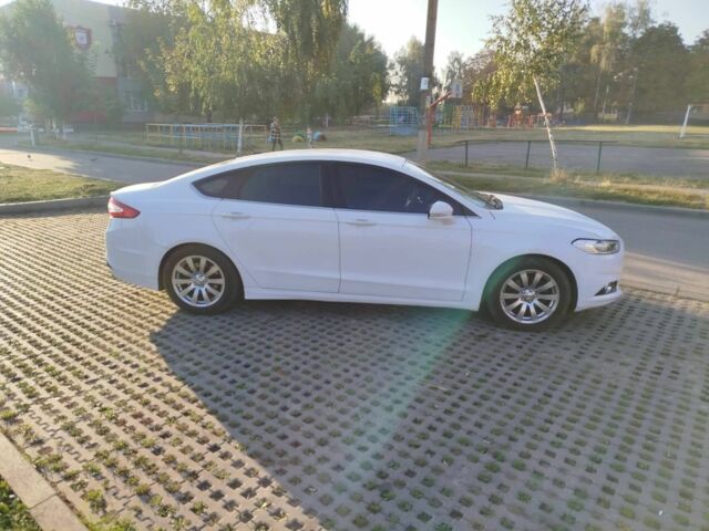 Белый Форд Фьюжн, объемом двигателя 2 л и пробегом 160 тыс. км за 9300 $, фото 2 на Automoto.ua