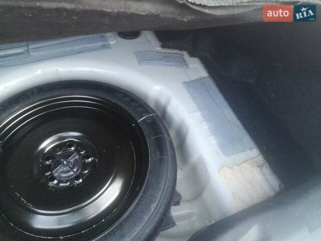 Білий Форд Фьюжен, об'ємом двигуна 2.5 л та пробігом 119 тис. км за 11300 $, фото 15 на Automoto.ua