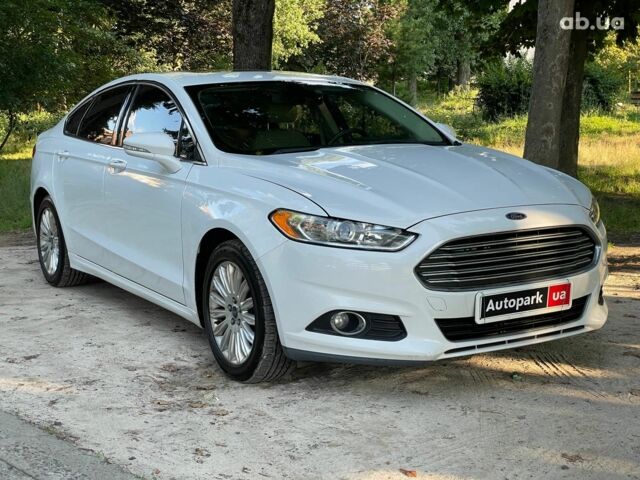 Белый Форд Фьюжн, объемом двигателя 2 л и пробегом 163 тыс. км за 12790 $, фото 4 на Automoto.ua