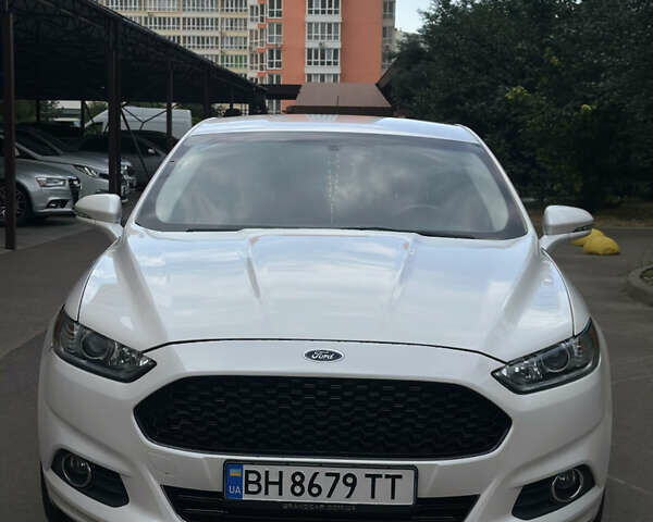 Белый Форд Фьюжн, объемом двигателя 2 л и пробегом 144 тыс. км за 15999 $, фото 9 на Automoto.ua