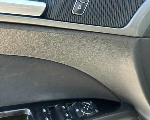 Форд Фьюжен 2015 у Львові на Automoto.ua Білий Форд Фьюжен, об'ємом двигуна 2 л та пробігом 200 тис. км за 9500 $, фото 12 на Automoto.ua