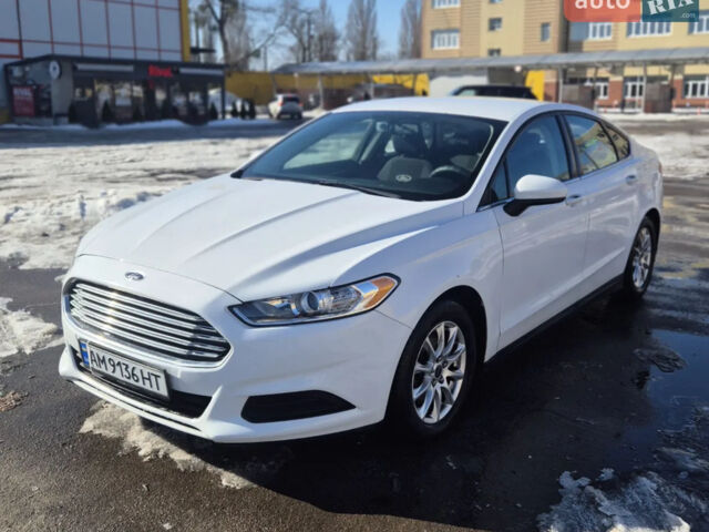 Белый Форд Фьюжн, объемом двигателя 2.49 л и пробегом 265 тыс. км за 9219 $, фото 3 на Automoto.ua