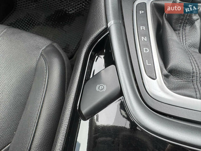 Белый Форд Фьюжн, объемом двигателя 2 л и пробегом 156 тыс. км за 13500 $, фото 44 на Automoto.ua