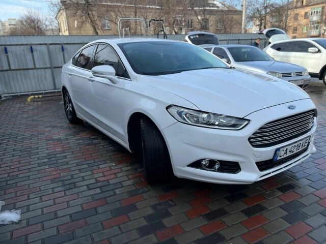Білий Форд Фьюжен, об'ємом двигуна 2.5 л та пробігом 152 тис. км за 9700 $, фото 2 на Automoto.ua