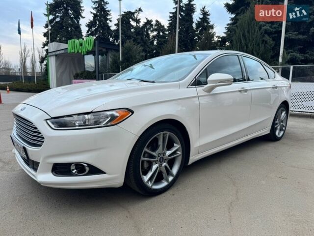 Білий Форд Фьюжен, об'ємом двигуна 2 л та пробігом 169 тис. км за 11700 $, фото 5 на Automoto.ua