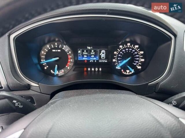 Белый Форд Фьюжн, объемом двигателя 2.5 л и пробегом 132 тыс. км за 12000 $, фото 5 на Automoto.ua