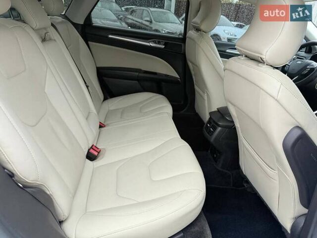 Белый Форд Фьюжн, объемом двигателя 2 л и пробегом 126 тыс. км за 16000 $, фото 16 на Automoto.ua