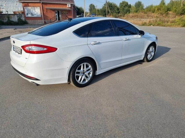 Білий Форд Фьюжен, об'ємом двигуна 2.5 л та пробігом 223 тис. км за 8500 $, фото 3 на Automoto.ua