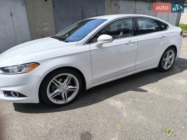 Белый Форд Фьюжн, объемом двигателя 2 л и пробегом 259 тыс. км за 10700 $, фото 22 на Automoto.ua