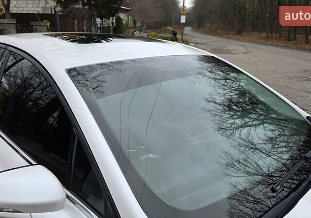 Білий Форд Фьюжен, об'ємом двигуна 2.5 л та пробігом 240 тис. км за 9449 $, фото 32 на Automoto.ua