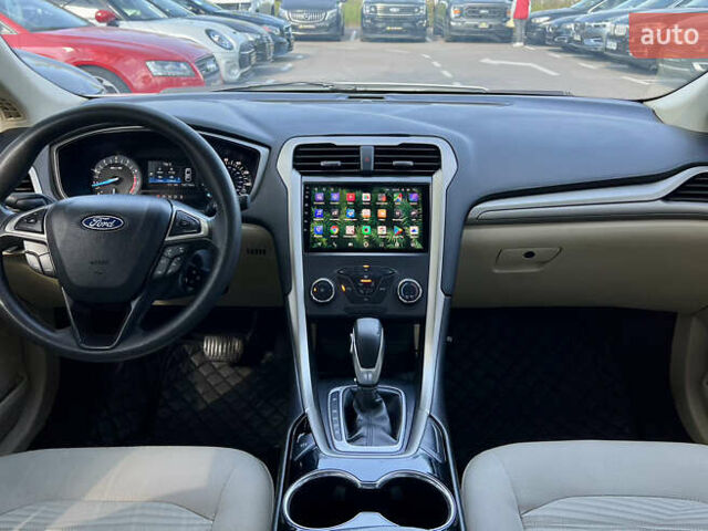 Белый Форд Фьюжн, объемом двигателя 2.49 л и пробегом 199 тыс. км за 9500 $, фото 34 на Automoto.ua