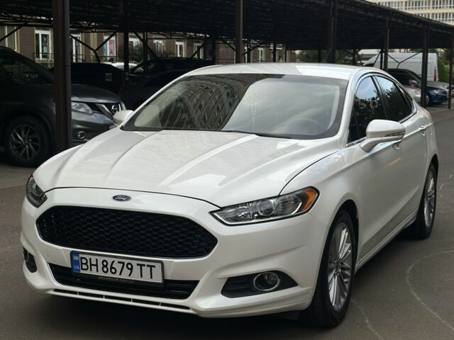 Белый Форд Фьюжн, объемом двигателя 2 л и пробегом 144 тыс. км за 14400 $, фото 1 на Automoto.ua