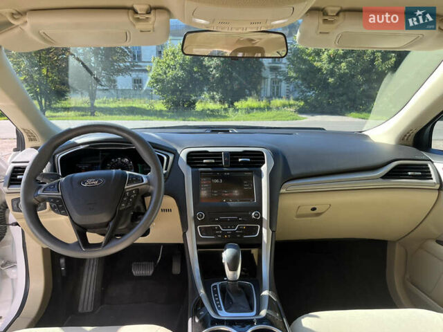 Белый Форд Фьюжн, объемом двигателя 2.5 л и пробегом 42 тыс. км за 12999 $, фото 20 на Automoto.ua