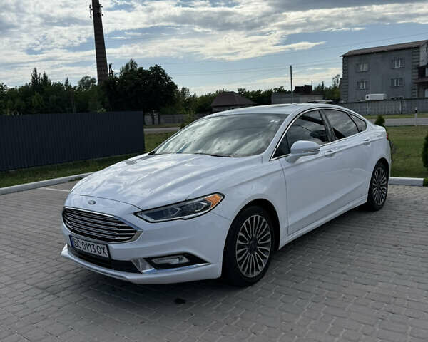 Белый Форд Фьюжн, объемом двигателя 2 л и пробегом 201 тыс. км за 11500 $, фото 2 на Automoto.ua