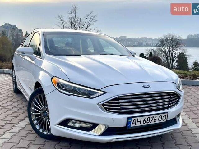 Белый Форд Фьюжн, объемом двигателя 2 л и пробегом 153 тыс. км за 13399 $, фото 19 на Automoto.ua