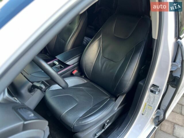 Белый Форд Фьюжн, объемом двигателя 2 л и пробегом 137 тыс. км за 14700 $, фото 18 на Automoto.ua