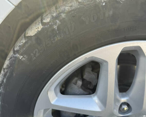 Білий Форд Фьюжен, об'ємом двигуна 2.5 л та пробігом 150 тис. км за 10700 $, фото 9 на Automoto.ua