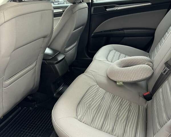 Белый Форд Фьюжн, объемом двигателя 2.4 л и пробегом 190 тыс. км за 10500 $, фото 8 на Automoto.ua