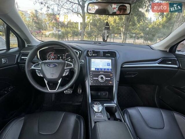 Белый Форд Фьюжн, объемом двигателя 2 л и пробегом 84 тыс. км за 10600 $, фото 16 на Automoto.ua