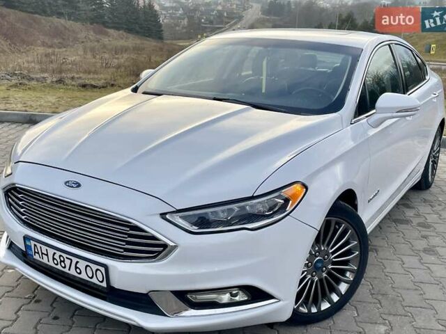 Белый Форд Фьюжн, объемом двигателя 2 л и пробегом 153 тыс. км за 13399 $, фото 42 на Automoto.ua