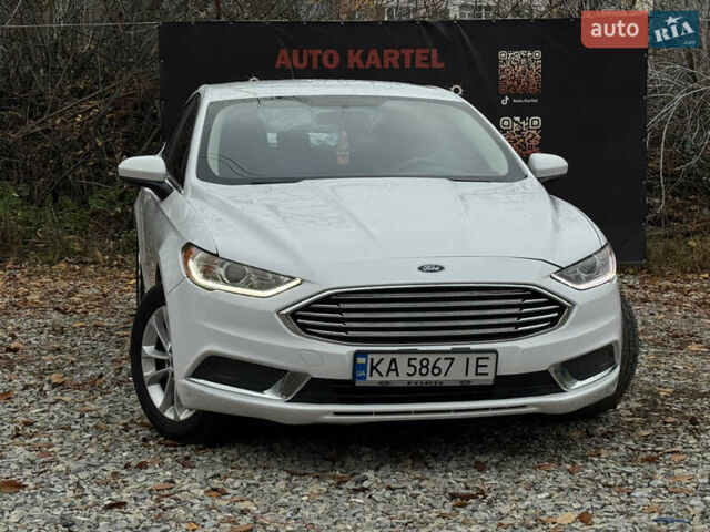 Белый Форд Фьюжн, объемом двигателя 2.49 л и пробегом 215 тыс. км за 8900 $, фото 4 на Automoto.ua