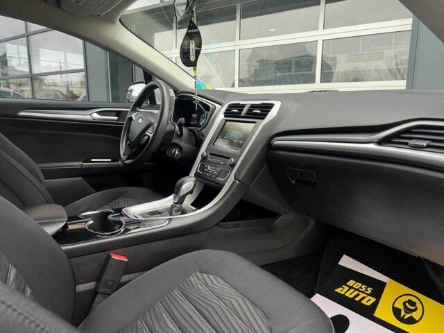 Білий Форд Фьюжен, об'ємом двигуна 2.5 л та пробігом 151 тис. км за 11200 $, фото 21 на Automoto.ua