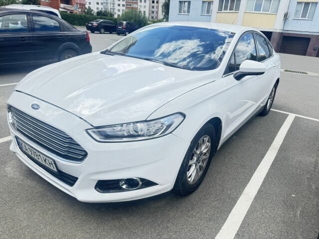 Белый Форд Фьюжн, объемом двигателя 2.5 л и пробегом 190 тыс. км за 9500 $, фото 17 на Automoto.ua