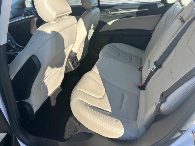 Белый Форд Фьюжн, объемом двигателя 2 л и пробегом 71 тыс. км за 4400 $, фото 8 на Automoto.ua