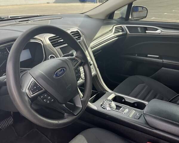 Белый Форд Фьюжн, объемом двигателя 2.49 л и пробегом 153 тыс. км за 11200 $, фото 12 на Automoto.ua