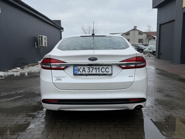 Білий Форд Фьюжен, об'ємом двигуна 2.5 л та пробігом 190 тис. км за 9200 $, фото 3 на Automoto.ua