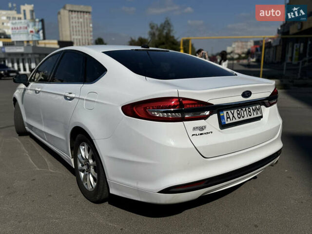 Білий Форд Фьюжен, об'ємом двигуна 2.5 л та пробігом 143 тис. км за 11500 $, фото 3 на Automoto.ua