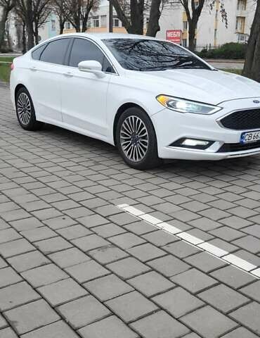 Белый Форд Фьюжн, объемом двигателя 2 л и пробегом 238 тыс. км за 11000 $, фото 1 на Automoto.ua