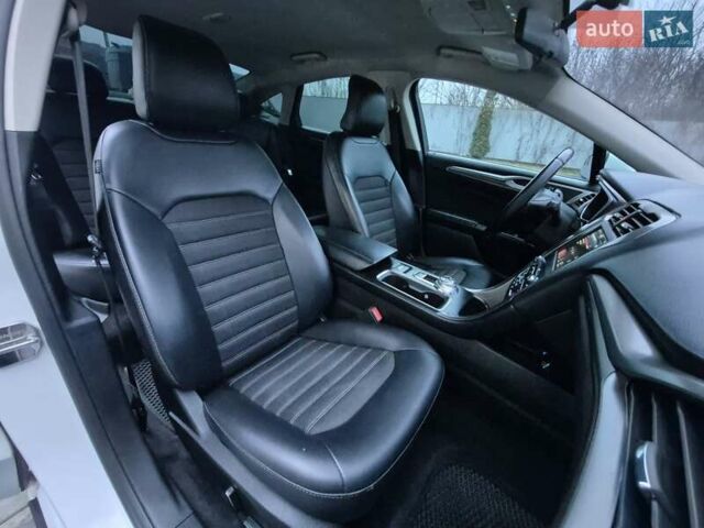 Белый Форд Фьюжн, объемом двигателя 2.49 л и пробегом 204 тыс. км за 12999 $, фото 25 на Automoto.ua