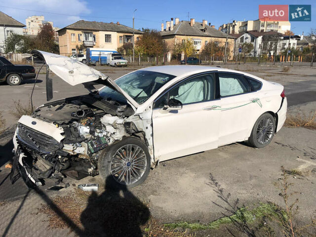 Форд Фьюжн 2016 в Виннице на Automoto.ua Белый Форд Фьюжн, объемом двигателя 2 л и пробегом 167 тыс. км за 4500 $, фото 5 на Automoto.ua