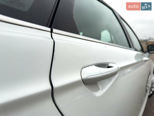 Белый Форд Фьюжн, объемом двигателя 2 л и пробегом 194 тыс. км за 13500 $, фото 15 на Automoto.ua