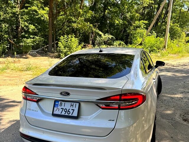 Белый Форд Фьюжн, объемом двигателя 2.5 л и пробегом 190 тыс. км за 12500 $, фото 7 на Automoto.ua