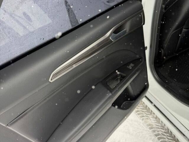 Білий Форд Фьюжен, об'ємом двигуна 2 л та пробігом 116 тис. км за 11500 $, фото 11 на Automoto.ua