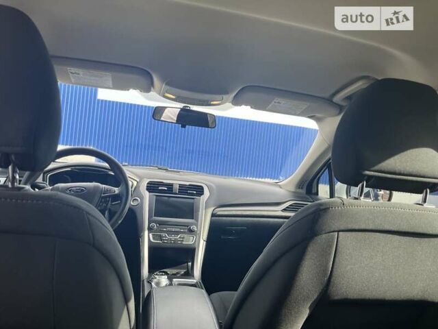 Белый Форд Фьюжн, объемом двигателя 2.49 л и пробегом 153 тыс. км за 11200 $, фото 13 на Automoto.ua