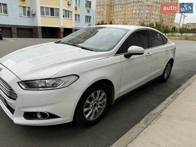 Белый Форд Фьюжн, объемом двигателя 2.4 л и пробегом 190 тыс. км за 10500 $, фото 18 на Automoto.ua